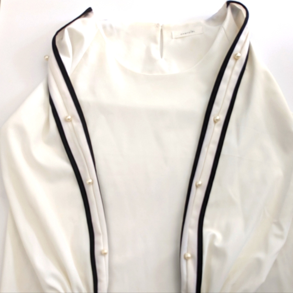 White Blouse with pearl sleeve piping and detailing